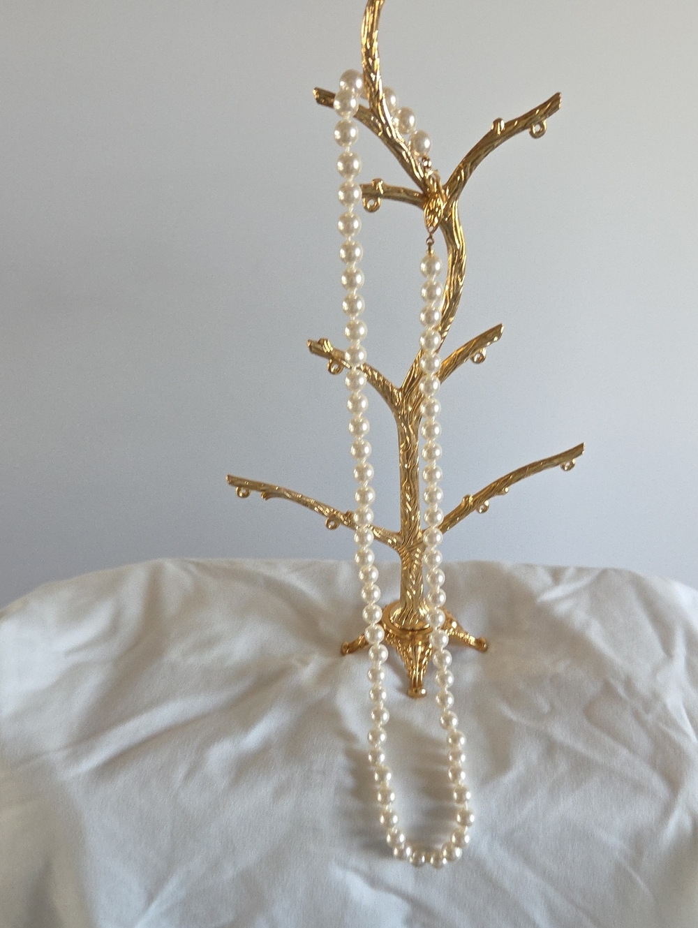 Vintage Classic Cream Faux Pearl Strand Necklace | Long Flapper Opera Length